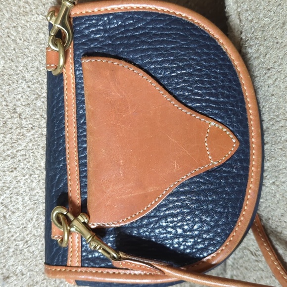 Vintage Dooney & Bourke Cavalry crossbody - Picture 4 of 5